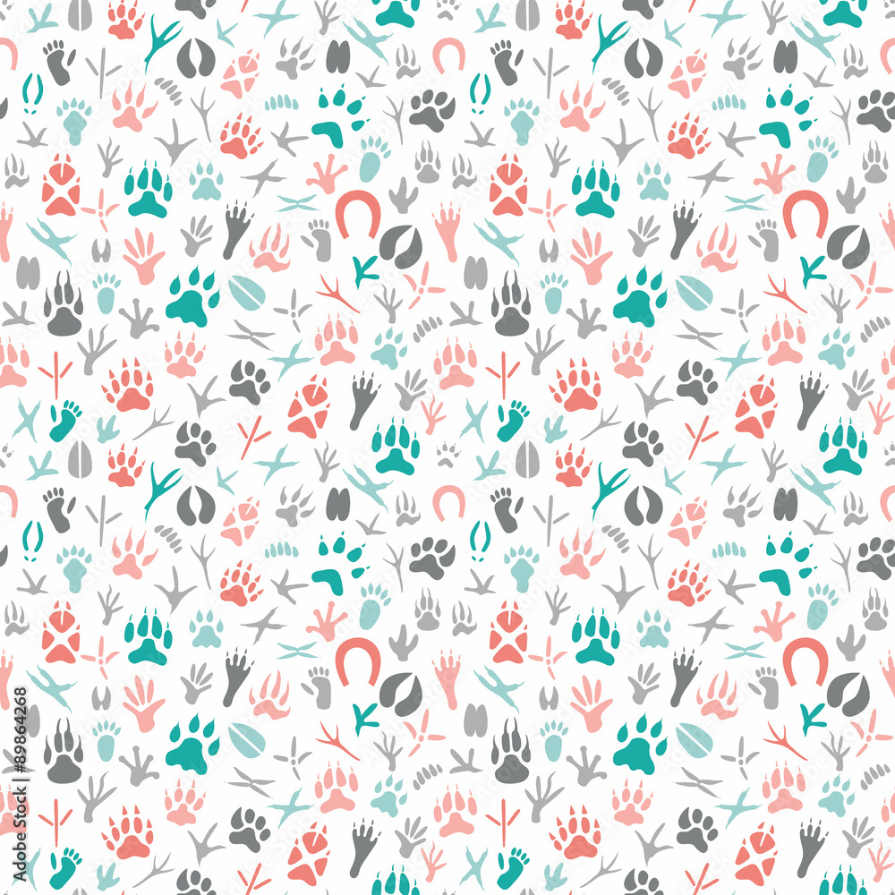 Seamless pattern with footprint of birds and animals