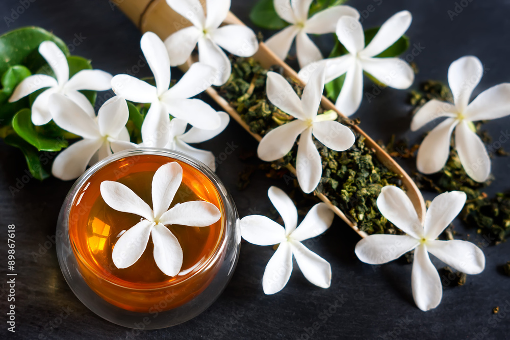 Fototapeta premium Jasmine tea