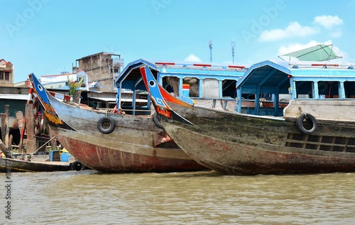 Canvastavla boat in Vietnam