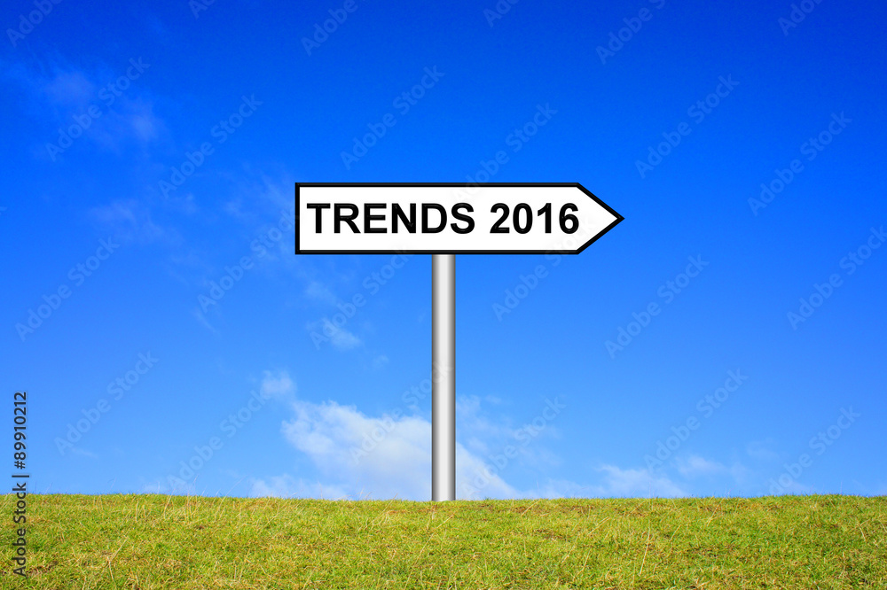 Schild Wegweiser zeigt Trends 2016