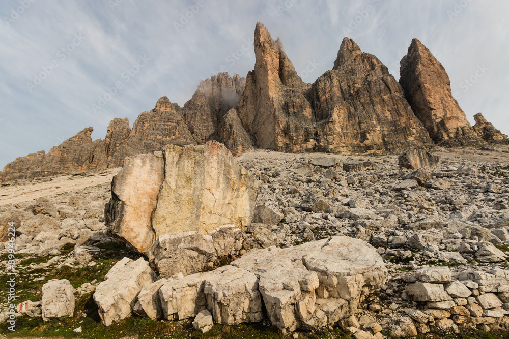 Fototapeta premium tre cime di lavaredo panorama