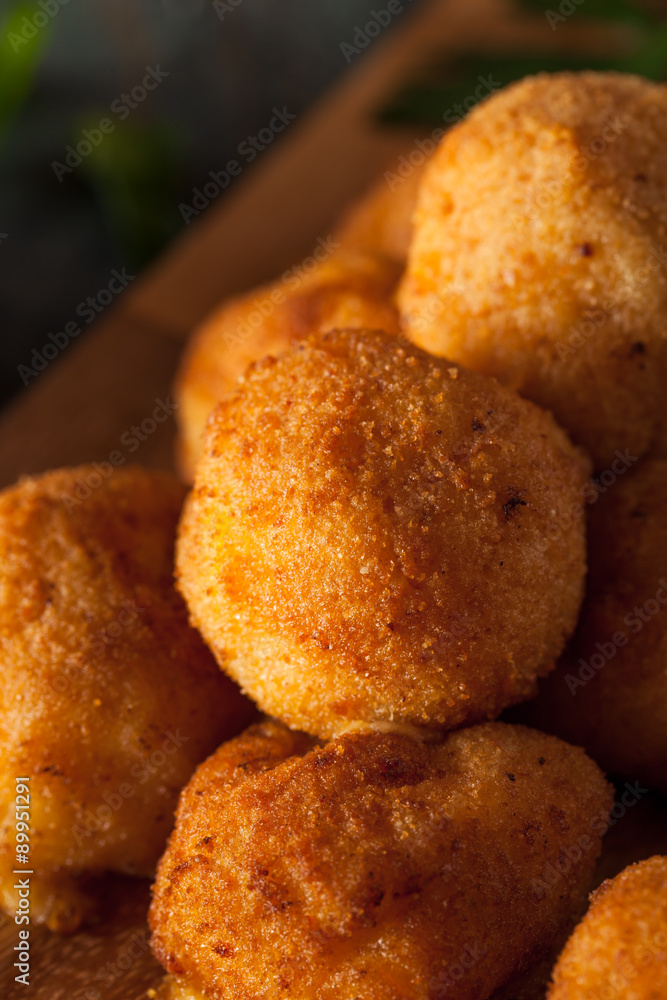 Fried Mac and Cheese Bites Fried Mac and Cheese Bites