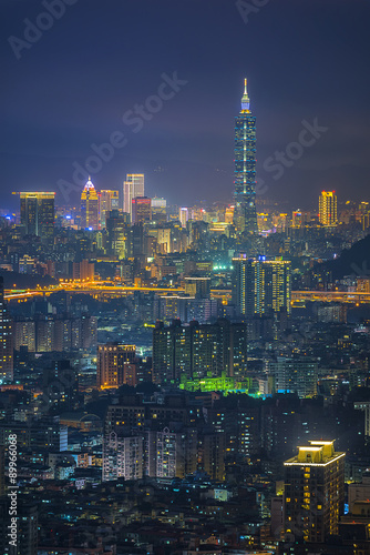 Skyline of Xinyi District in downtown Taipei, Taiwan. © panatfoto