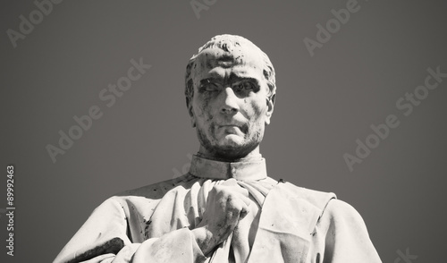 Fotografie ancient bust sculpture in lucca tuscany
