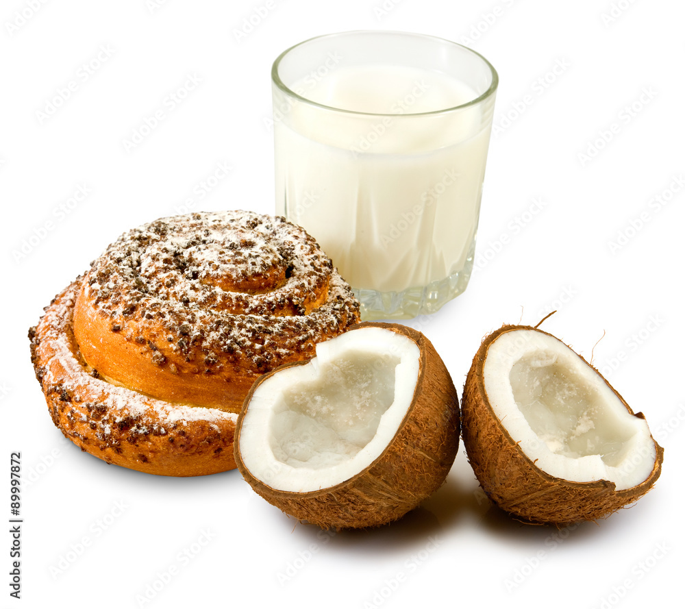 milk, buns and coconut milk, buns and coconut