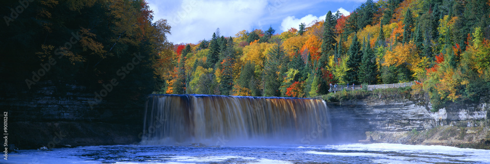 Tahquamenon Fall State Park. Inspired Longfellow's Song of Hiawatha. Michigan - obrazy, fototapety, plakaty 