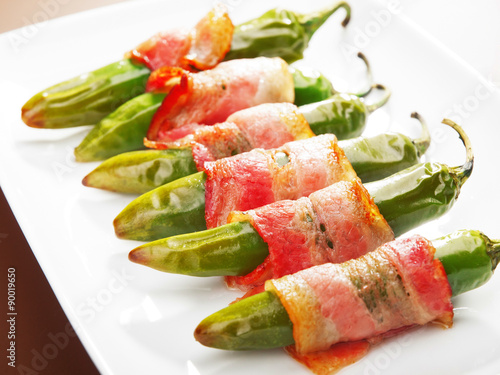 Grilled jalapenos wrapped in bacon