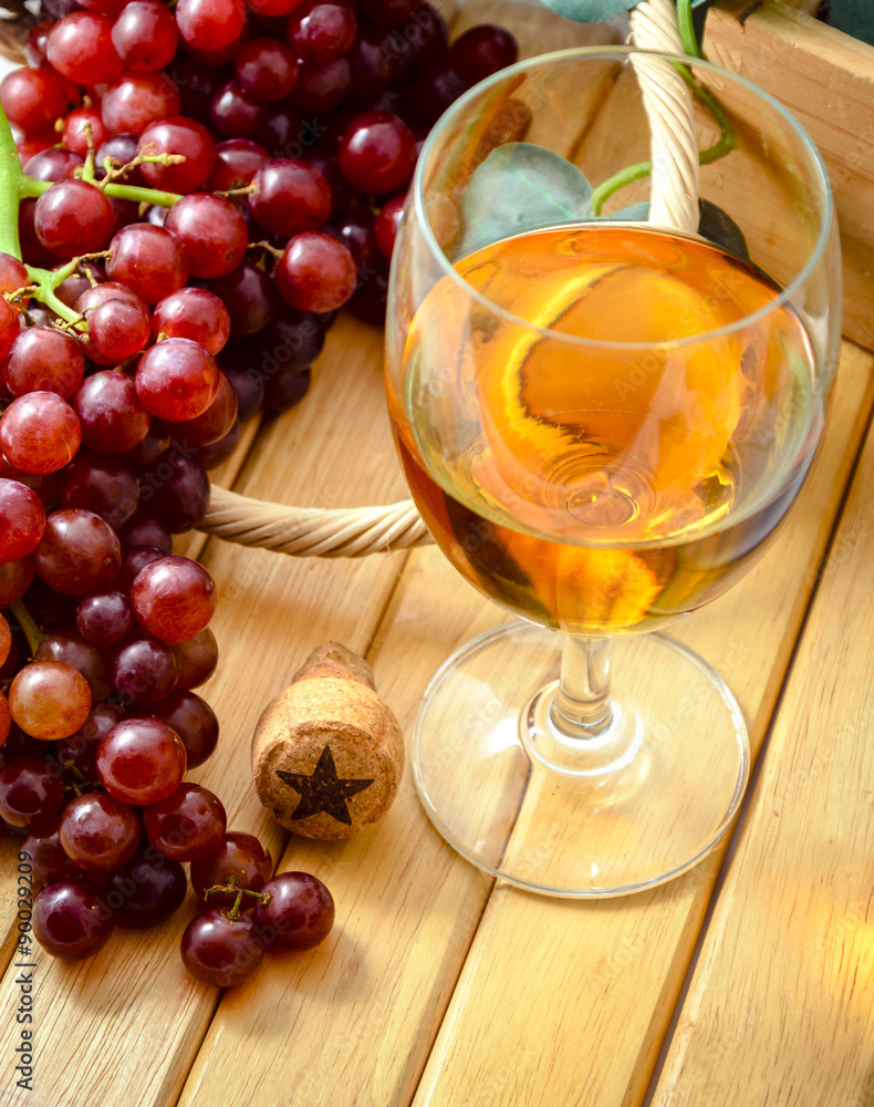 wine glass with bunch of grapes wine glass with bunch of grapes