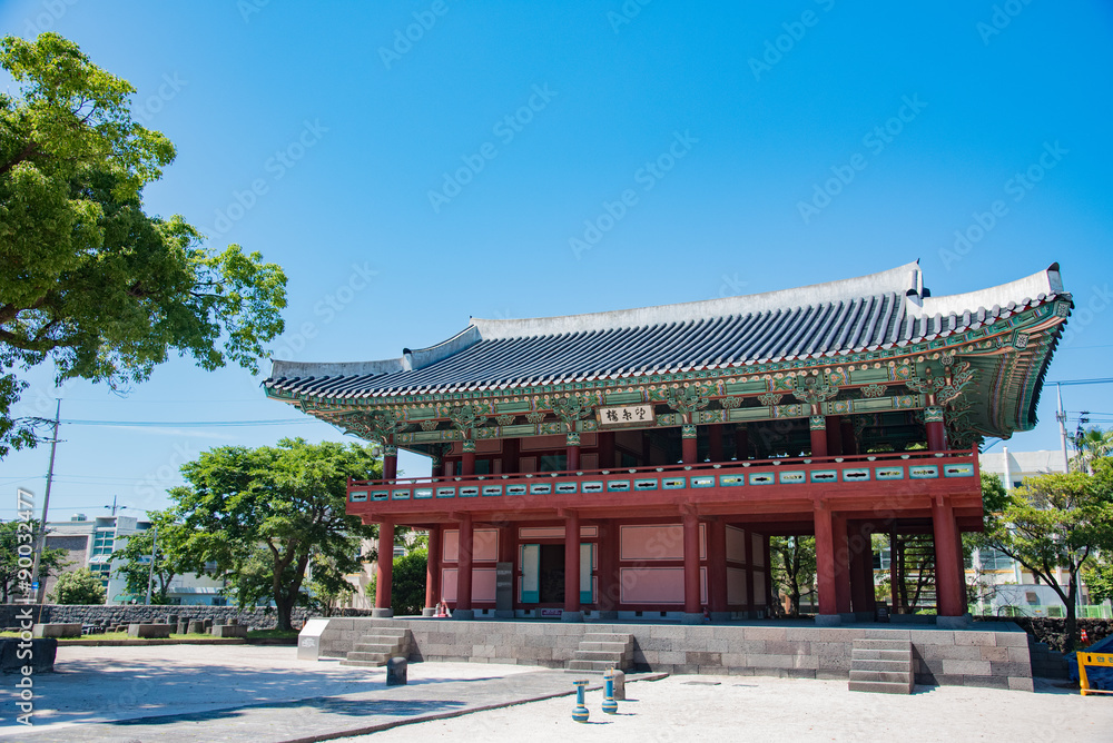 Gwandeokjeong, Jeju Island, Korea 韓国 済州島 観徳亭(クァンドクジョン)/ Jeju island is a popular famous tourist place for Chinese and Korean students. Gwandeokjeong, Jeju Island, Korea 韓国 済州島 観徳亭(クァンドクジョン)/ Jeju island is a popular famous tourist place for Chinese and Korean students.