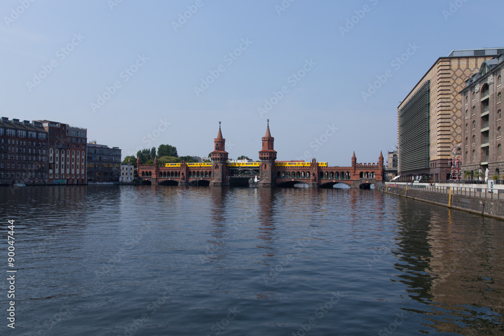 Fototapeta premium Oberbaum bridge, Berlin, Germany