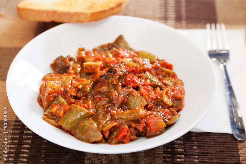 Fried eggplants with tomato sauce