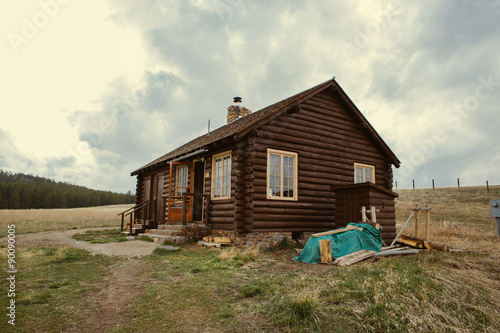 Old Ranger Station Cabin in Big Horn National Forest © The Outdoor Kids