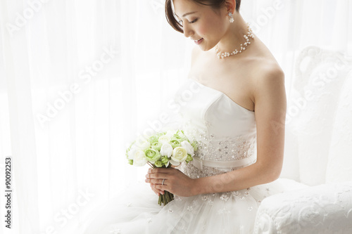 Bride are in the waiting room of the wedding hall photo