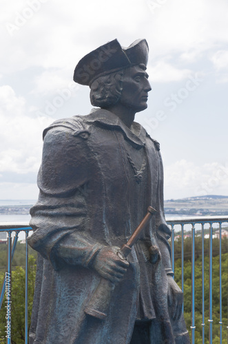 Obraz w ramie Памятник Христофору Колумбу в морском музее Сафари-парка города курорта Геленджика, Краснодарский край, Россия