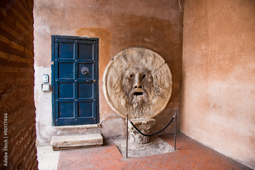 Fototapeta premium The Mouth of Truth,Santa Maria in Cosmedin church in Rome, Italy 真実の口 サンタ・マリア・イン・コスメディン教会
