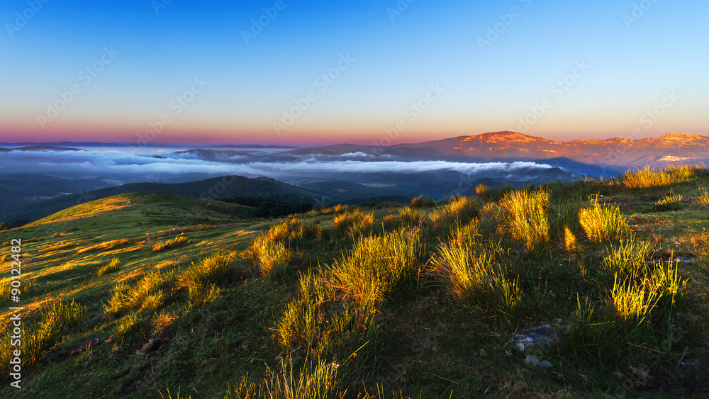 Gorbea mountain from Saibi at sunrise