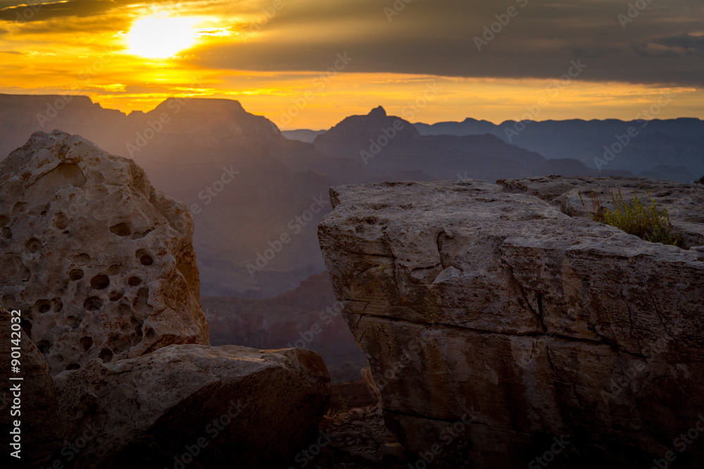 Sonnenaufgang über dem Grand Canyon, Arizona
