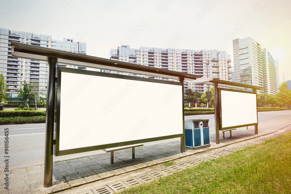 Obraz premium Blank billboard at the bus stop
