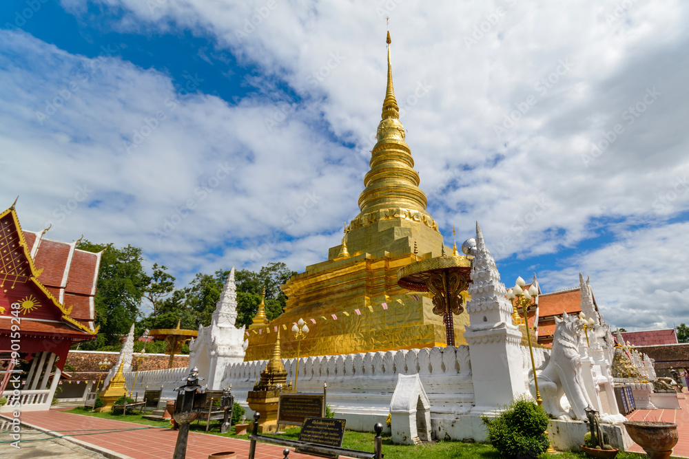 Naklejka premium Wat Phra That Chae Haeng in Nan, Thailand