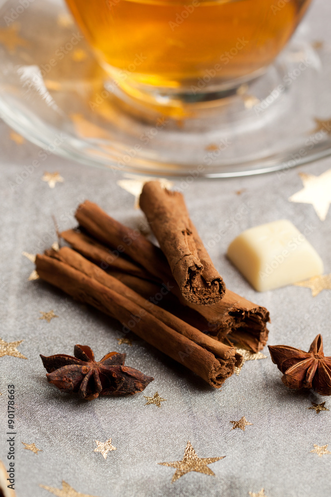 Cinnamon amd anise Cinnamon amd anise