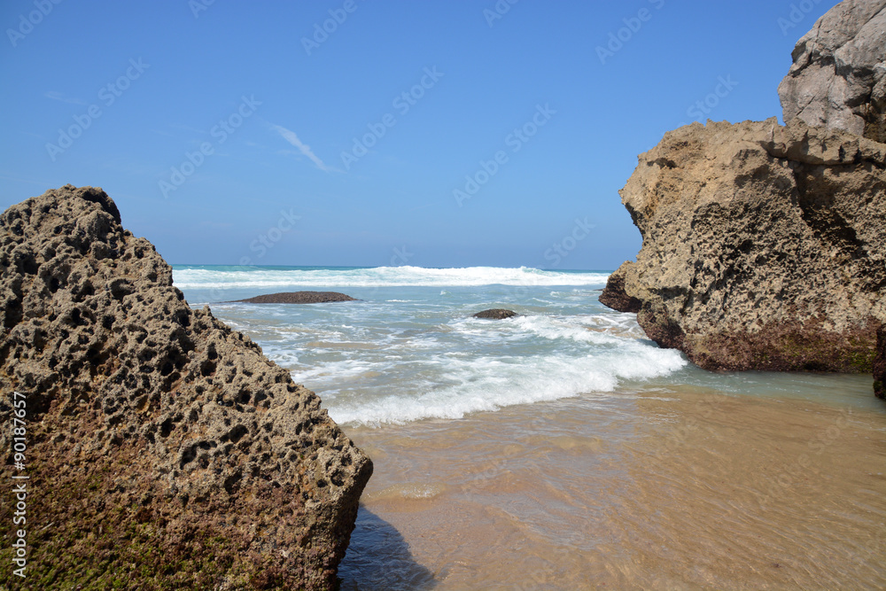 rocas en la costa cantabrica
