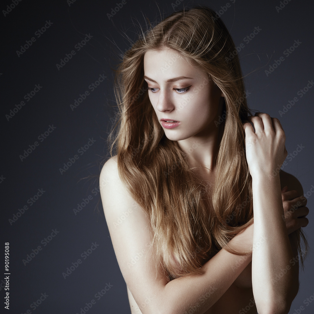 Fototapeta premium Fashion portrait of elegant woman