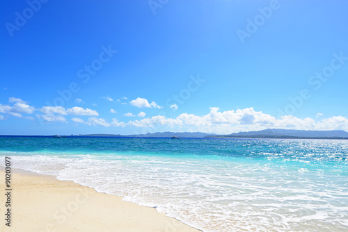 Fototapeta Naklejka Na Ścianę i Meble -  沖縄の美しいビーチ