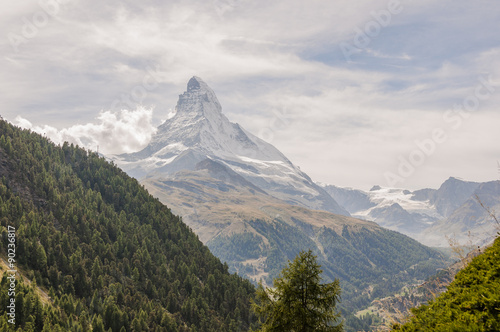 Zermatt  Dorf  Alpen  Walliser Alpen  Schweizer Berge  Trockener Steg  Schwarzsee  Furi  Furggsattel  Matterhorn  Wanderferien  Wallis  Sommer  Schweiz
