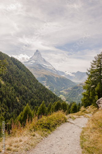 Zermatt, Dorf, Walliser Dorf, Alpen, Schweizer Alpen, Findeln, Wanderferien, Findelschlucht, Matterhorn, Wallis, Sommer, Schweiz