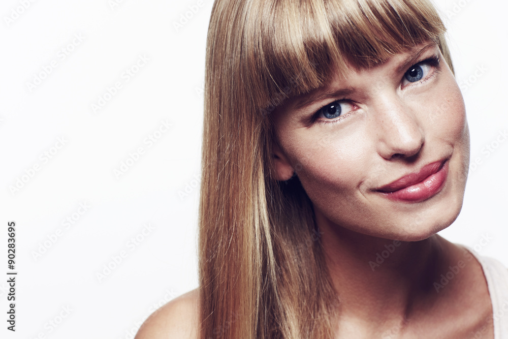 Fototapeta premium Close up of blue eyed beautiful woman