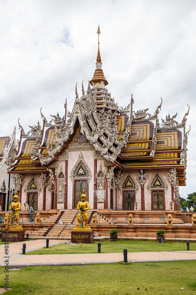 Naklejka premium Wat Phra Rahu Nakhon Pathom, Thailand