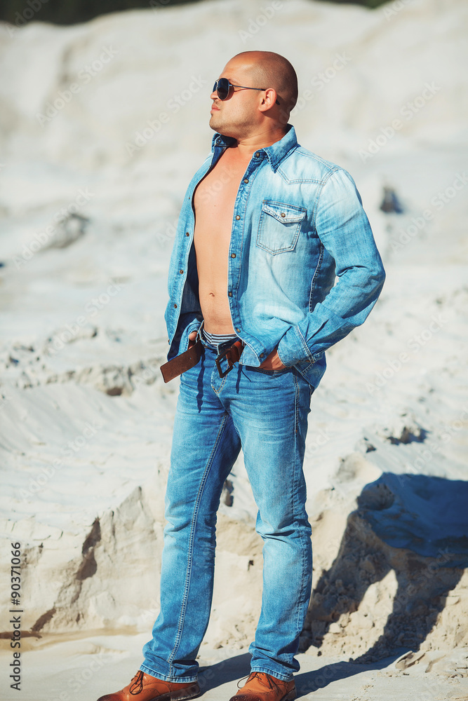 Obraz premium Portrait of a macho man