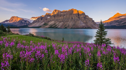 Deken met foto Meer Zonsopkomst boven Bow Lake Banff Canada  © robertbohrer1