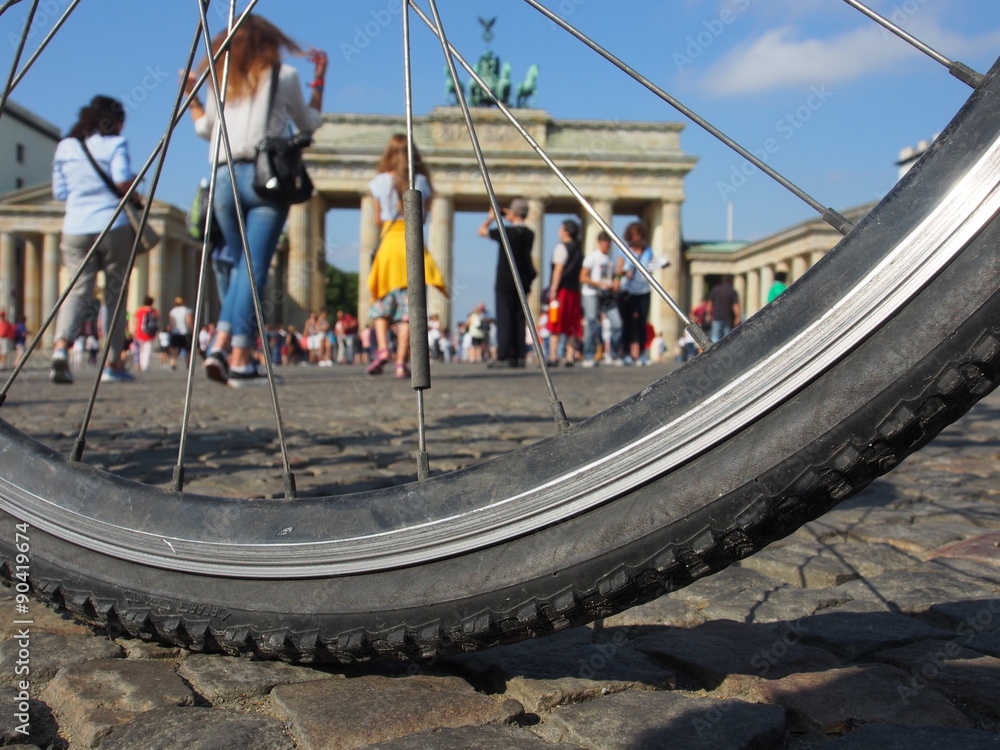 Fototapeta premium Rowerem w Berlinie