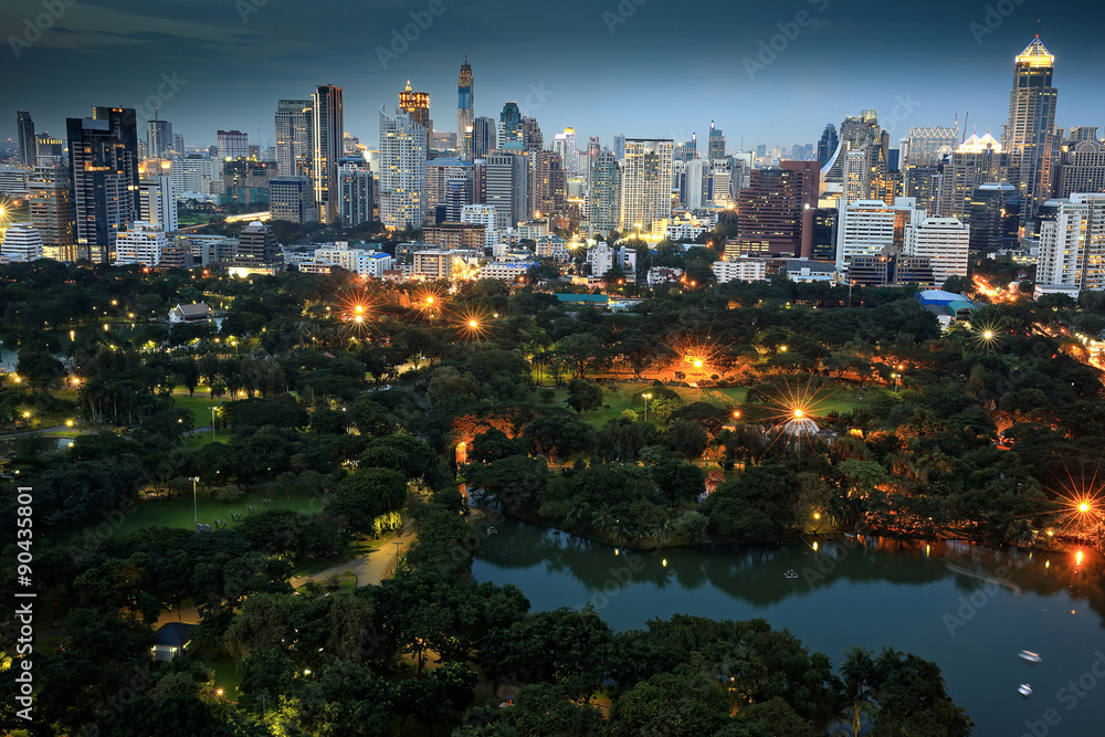 Obraz premium Bangkok's Cityscape