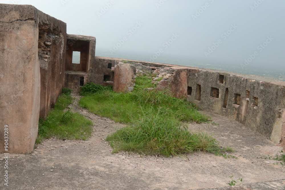 historical place fort damage kalakh jaipur rajasthan hill
