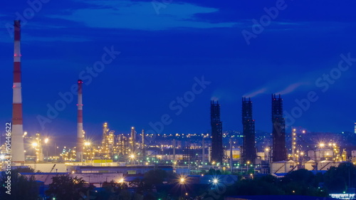 Wallpaper Mural oil petroleum refinery Industrial timelapce Torontodigital.ca