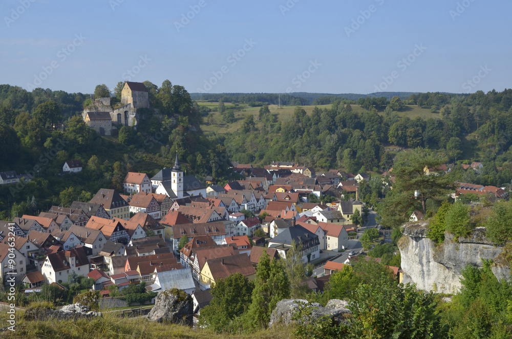 Stadtansicht mit Burg Pottenstein Stadtansicht mit Burg Pottenstein