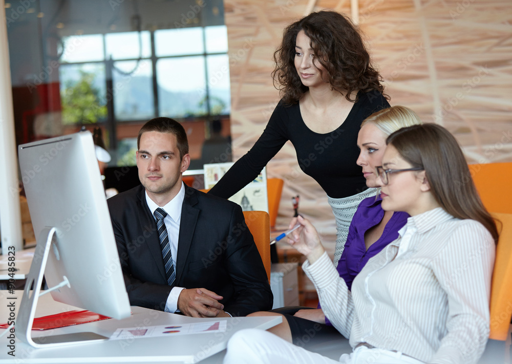 Fototapeta premium business partners discussing