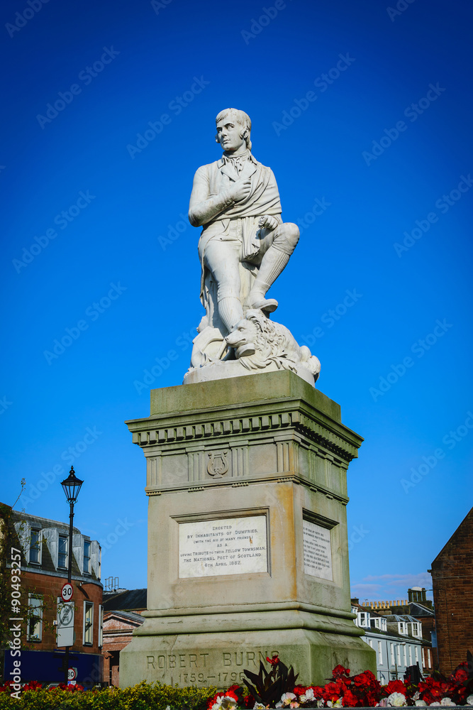 Robbie Burns statue at Dumfries, Scotland.
