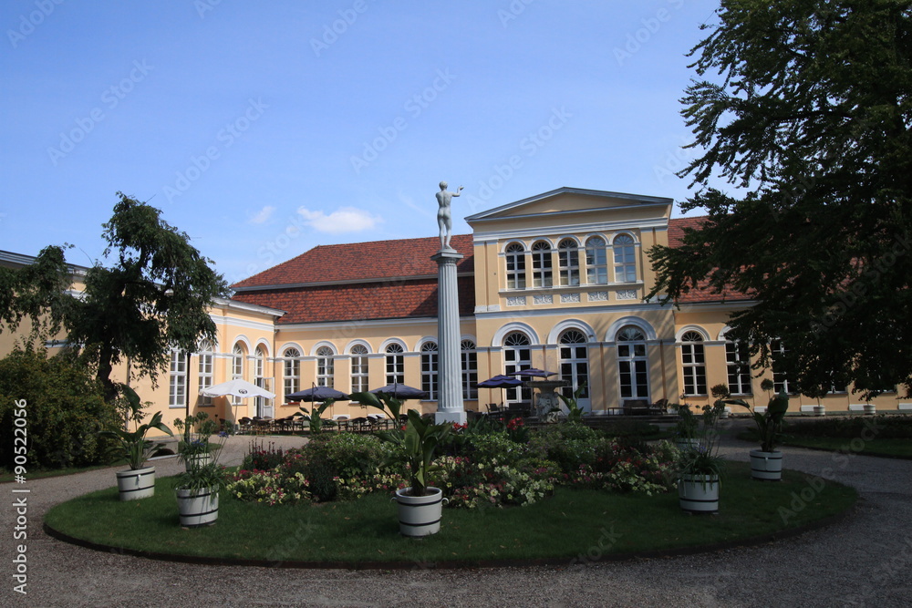 Neustrelitz, Orangerie im Schlossgarten der einstigen Residenzstadt