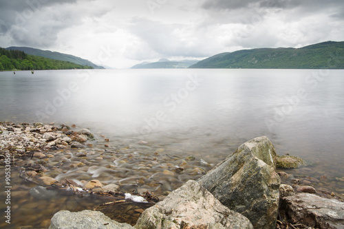 Am Ufer des Loch Ness in Schottland