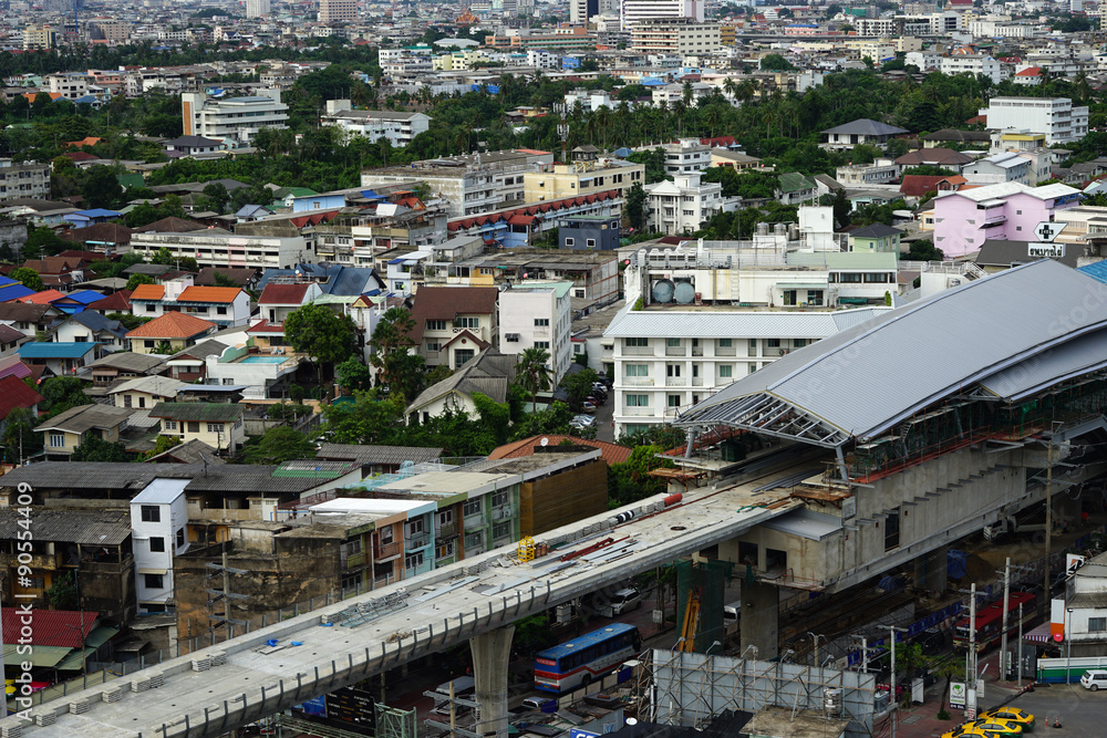 sky train construction