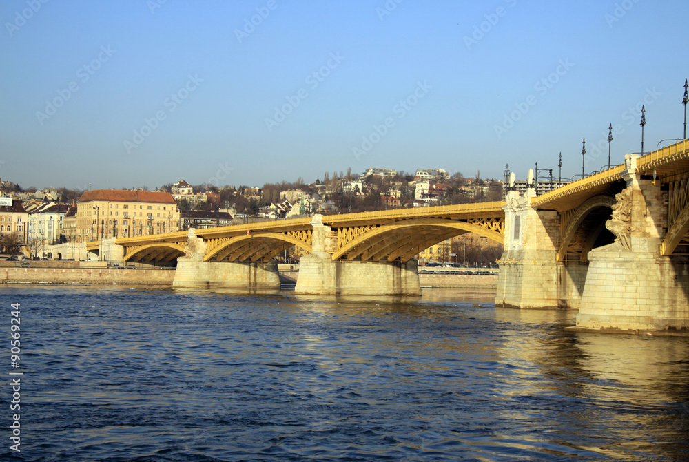 Margit hid or Margaret Bridge across the Danube, Budapest, Hungary
