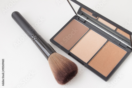 triple brown tone of face shadow,face highlighter,contouring and blush palette