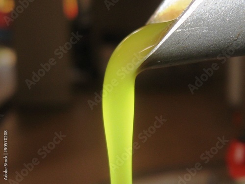 Olio extra vergine di oliva  photo