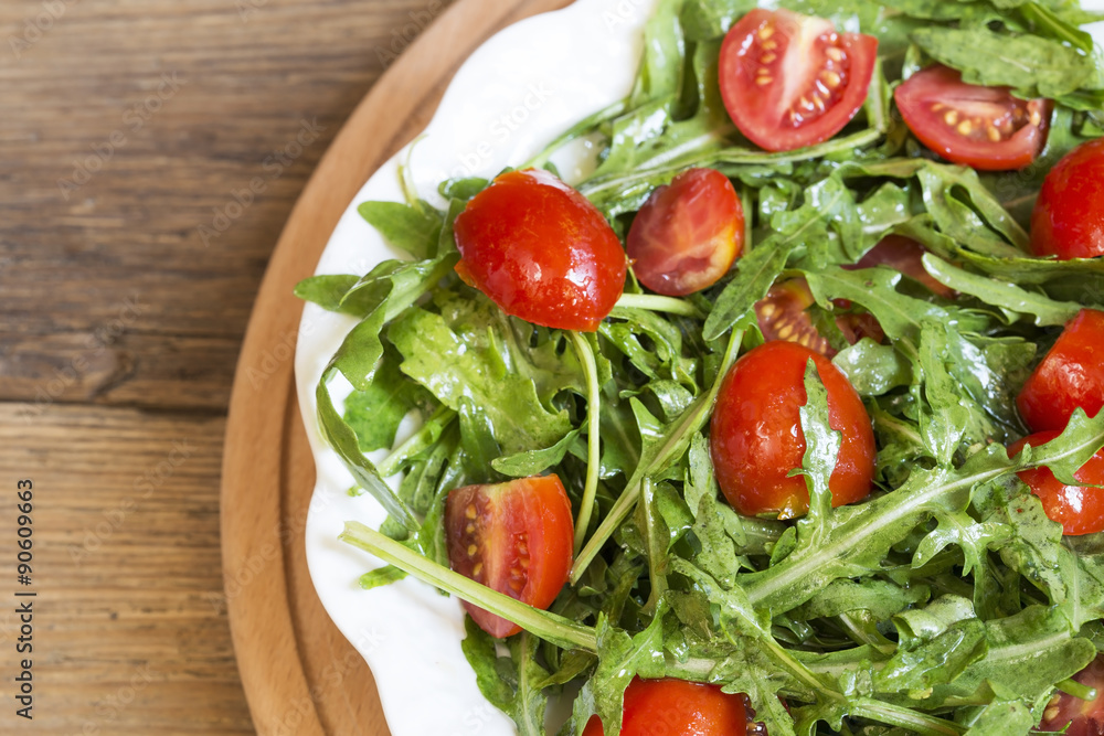 Rocket and cherry tomato salad