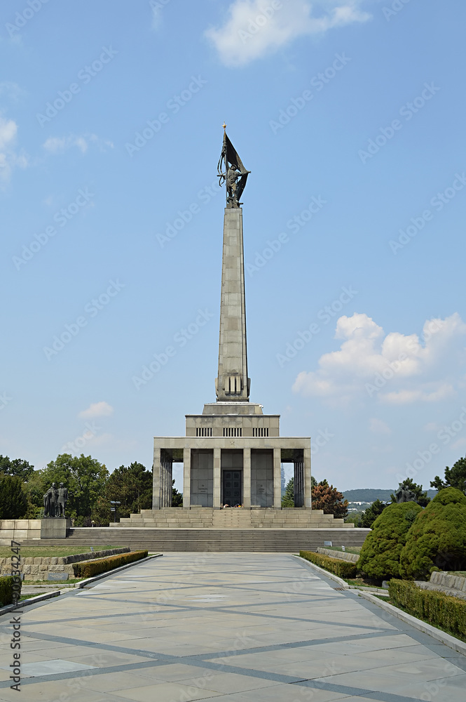 Bratislava, Slavin Memorial