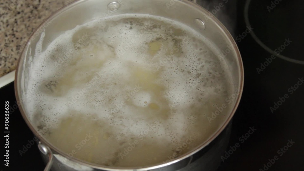 Potatoes in the pan Potatoes in the pan