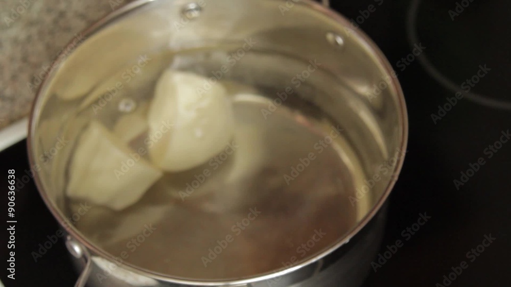 Potatoes in the pan Potatoes in the pan